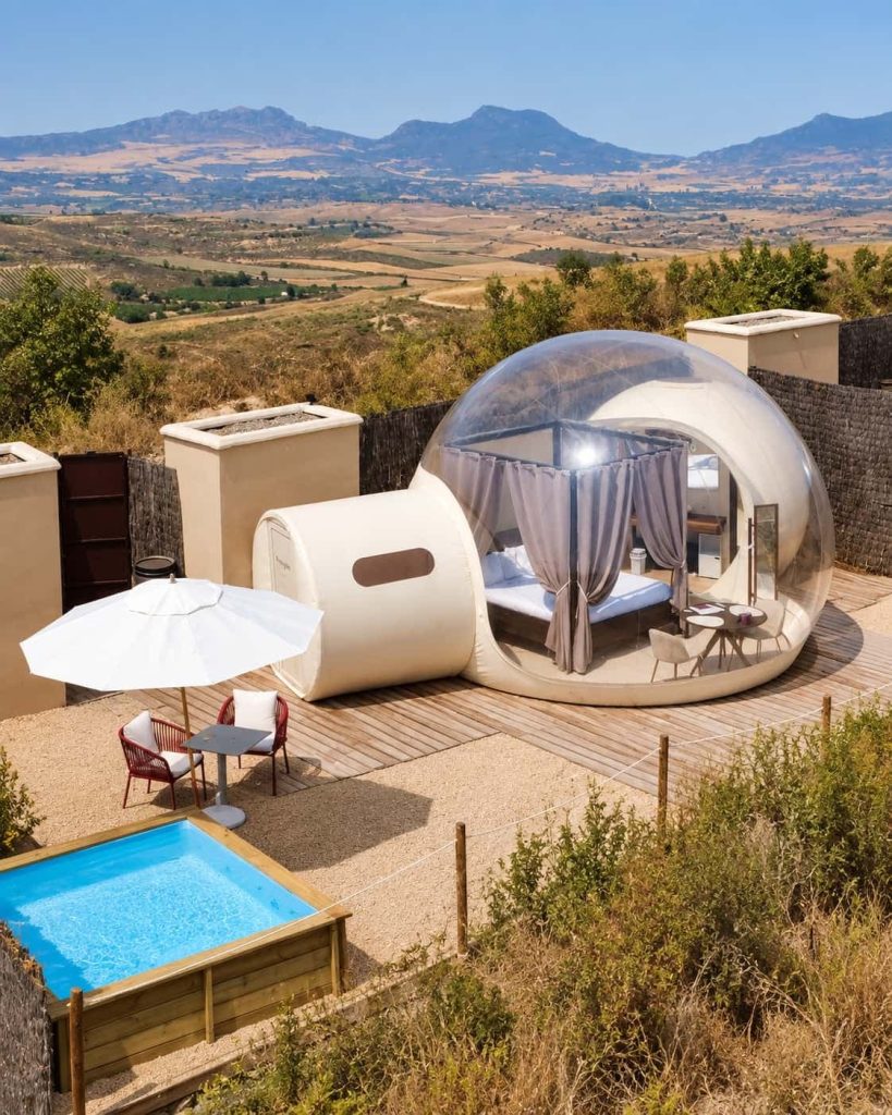 Suite pool wine bubble experience